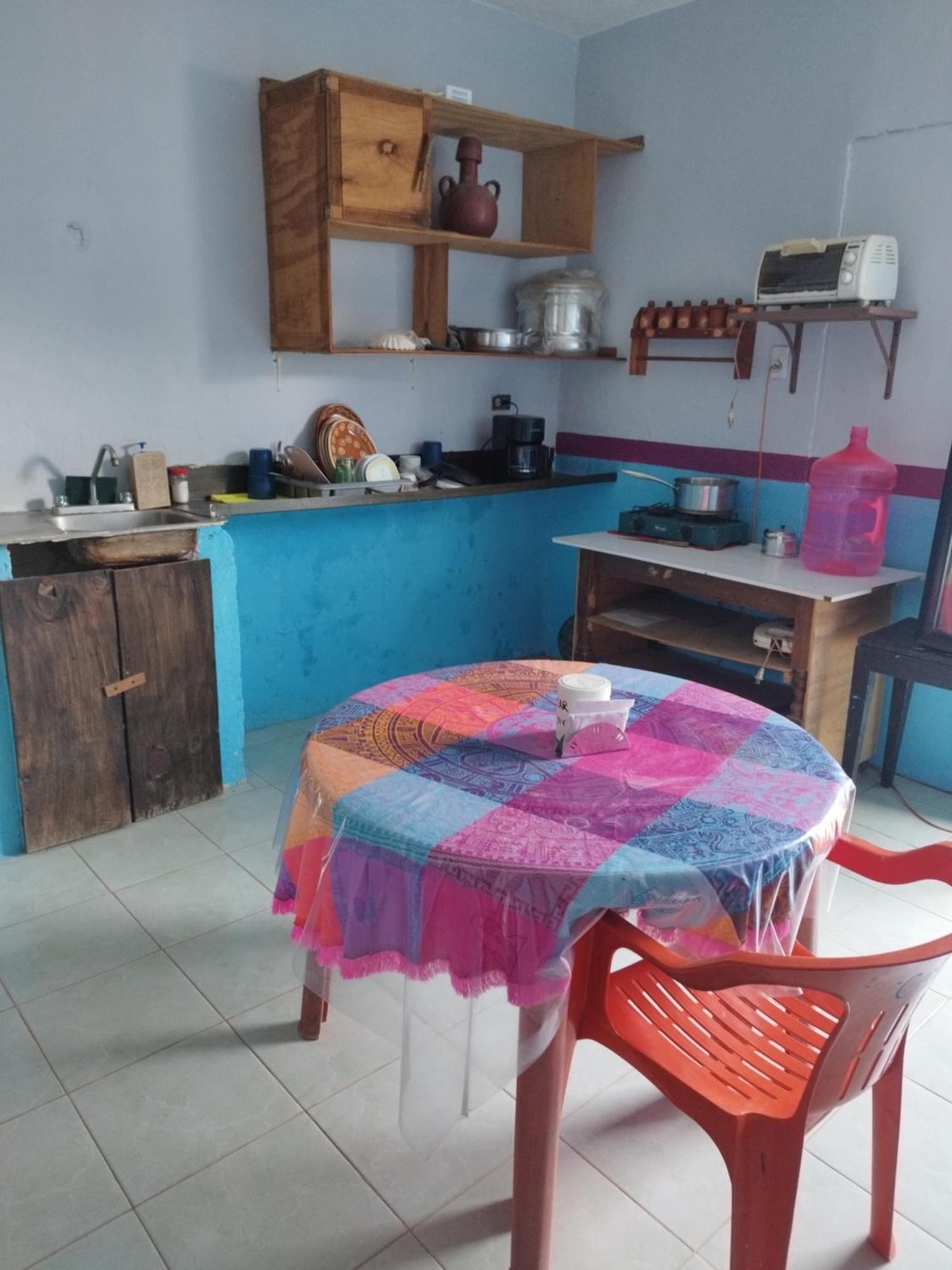 Hostal Y Temazcal Guemez Pisté Eksteriør billede